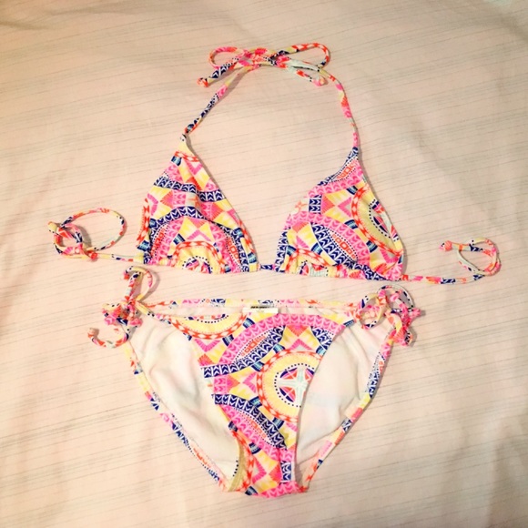 Colorful Bikini Set - Picture 4 of 4